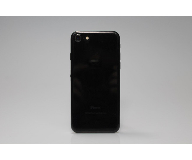 iPhone 7 32GB Jet Black (MQTR2) б/у