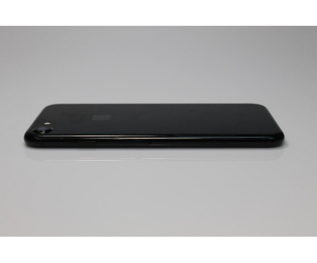 iPhone 7 32GB Jet Black (MQTR2) б/у