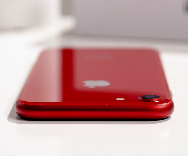 iPhone 8 256 gb Red б/у