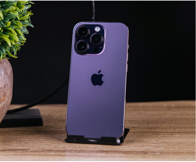 Apple iPhone 14 Pro 256GB Deep Purple (MQ1F3) б/у