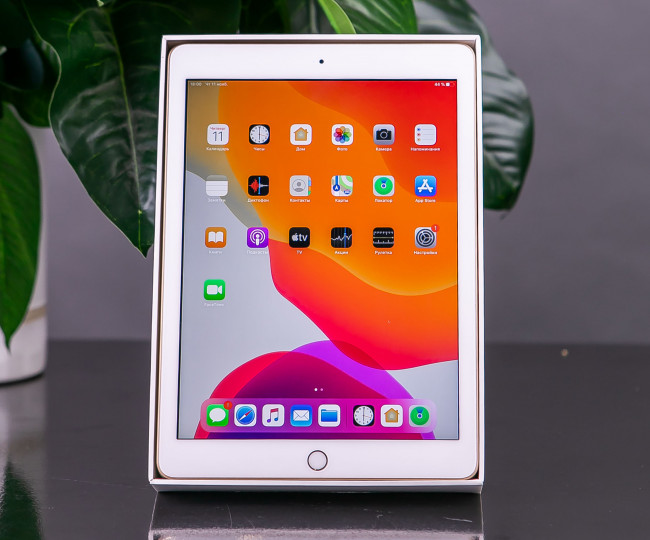 iPad 9.7' (2017) Wi-Fi, 32gb, Gold б/у