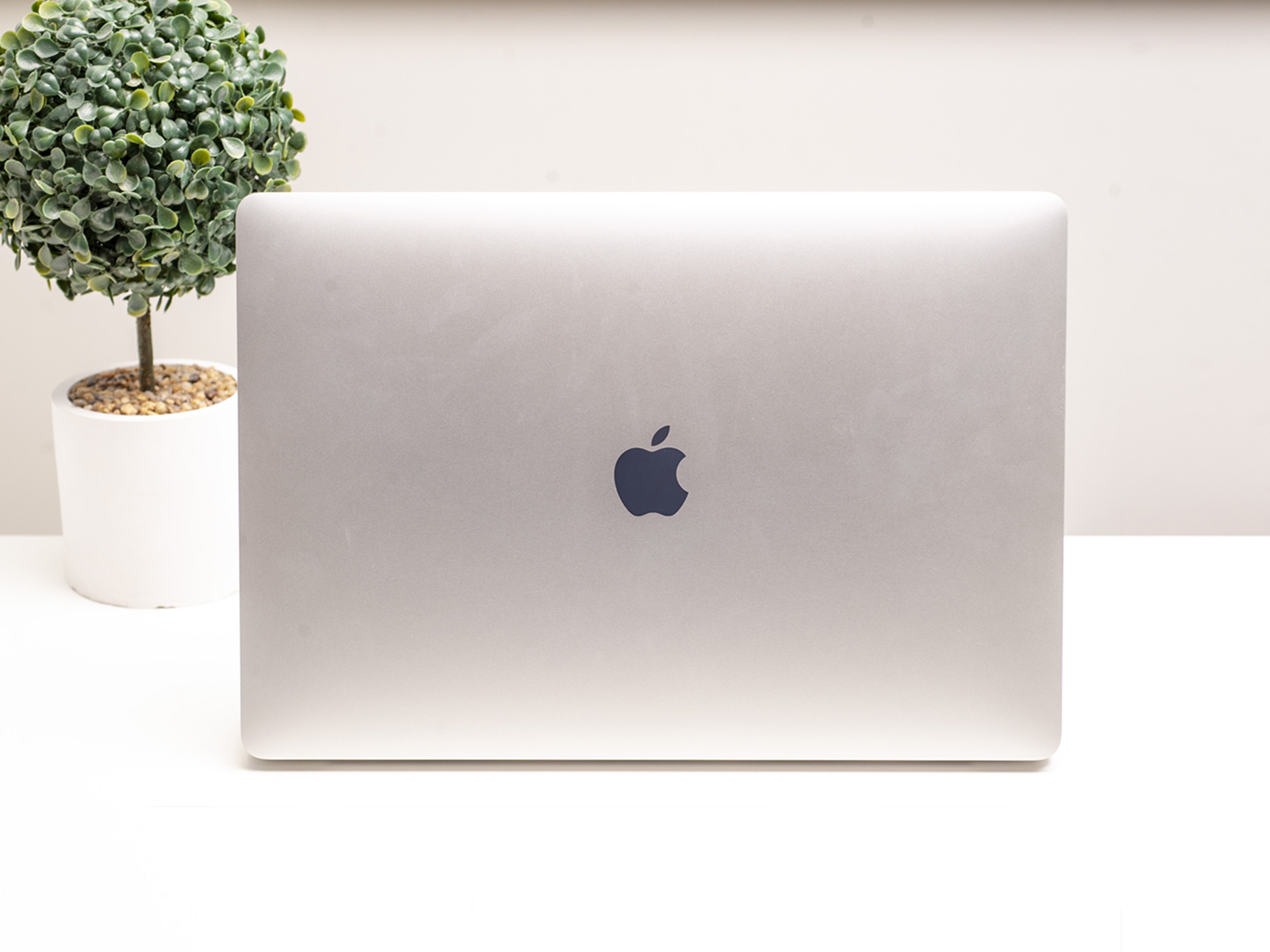 Apple MacBook Pro 15 Silver 2017 (MPTX2) б/у