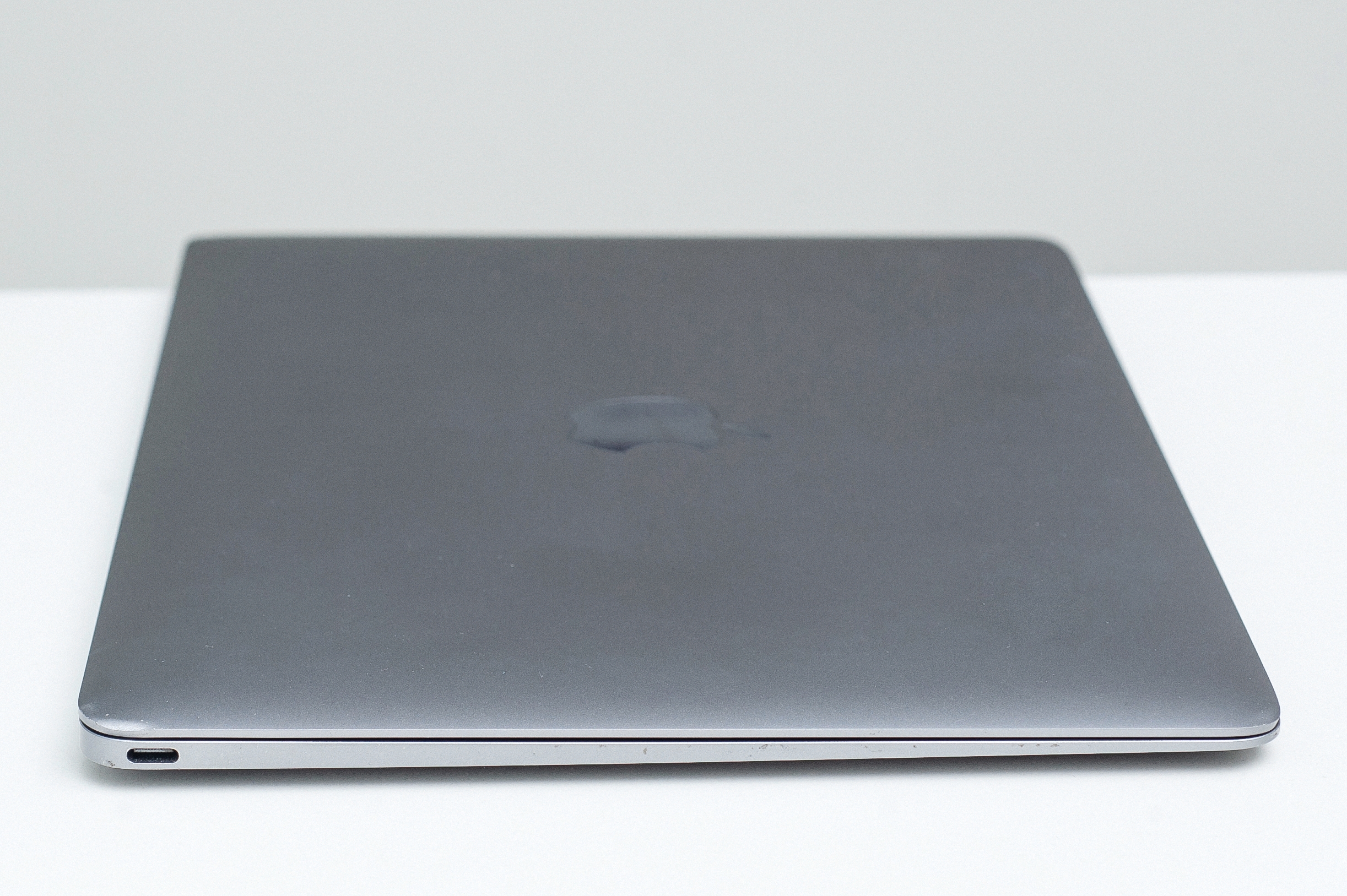 Apple MacBook 12 Space Gray 2016 (MLH82) б/у